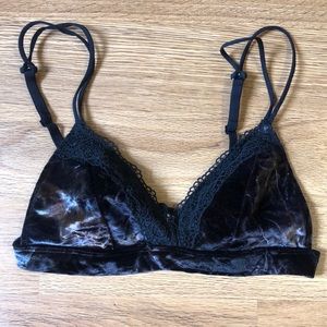 NWOT Xhilaration Bralette Dark Velvet w Lace Small